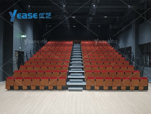 北京師范大學(xué)淮南實驗學(xué)校多功能廳